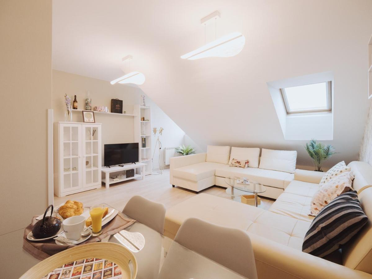 Apartamento Sofia トルデシリャス エクステリア 写真